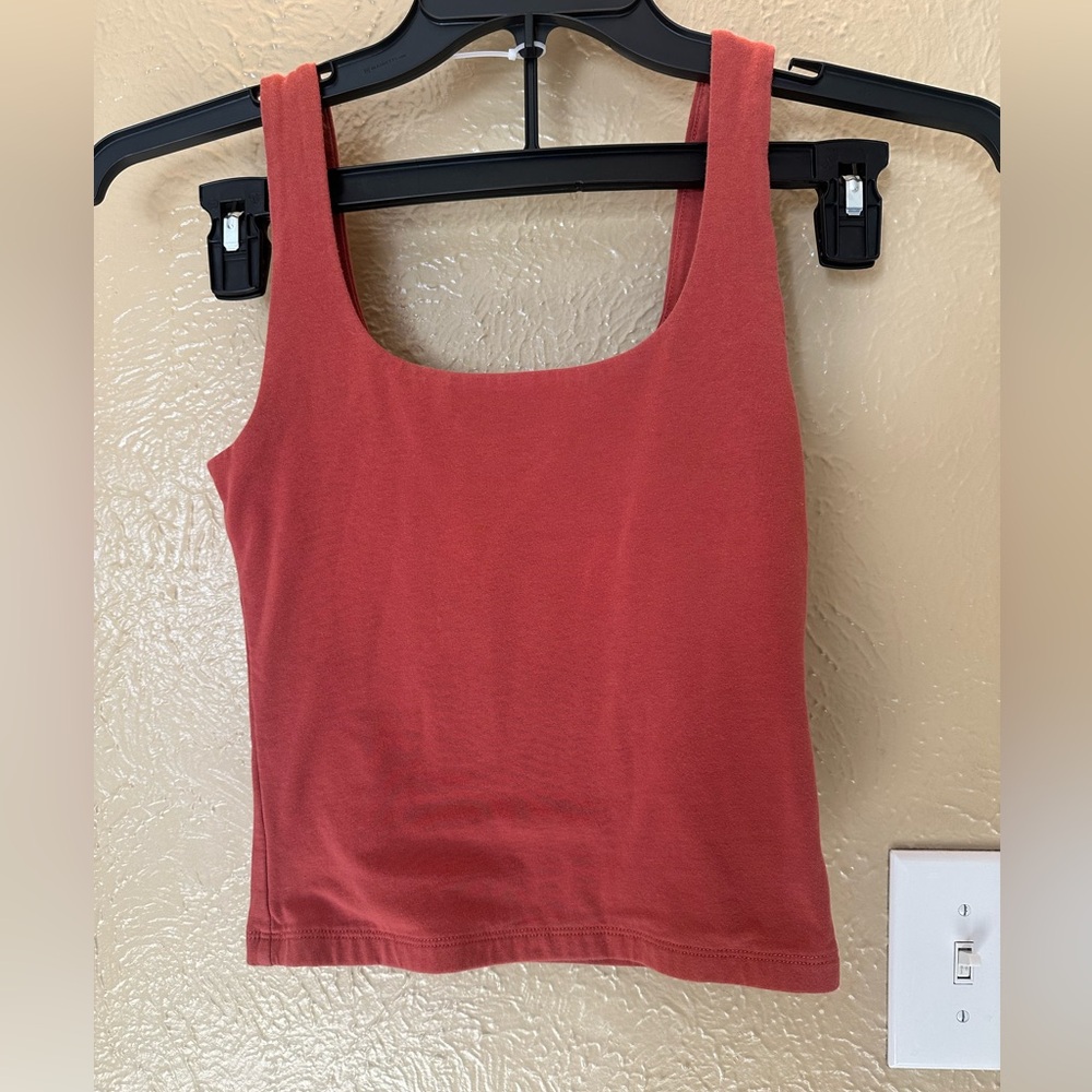 Old Navy Women's Rust Tank Top